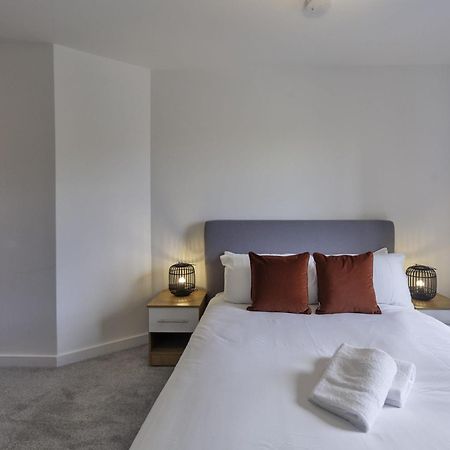Lovely 2 Bedroom Apartment In Central Ashford Ashford  Eksteriør bilde