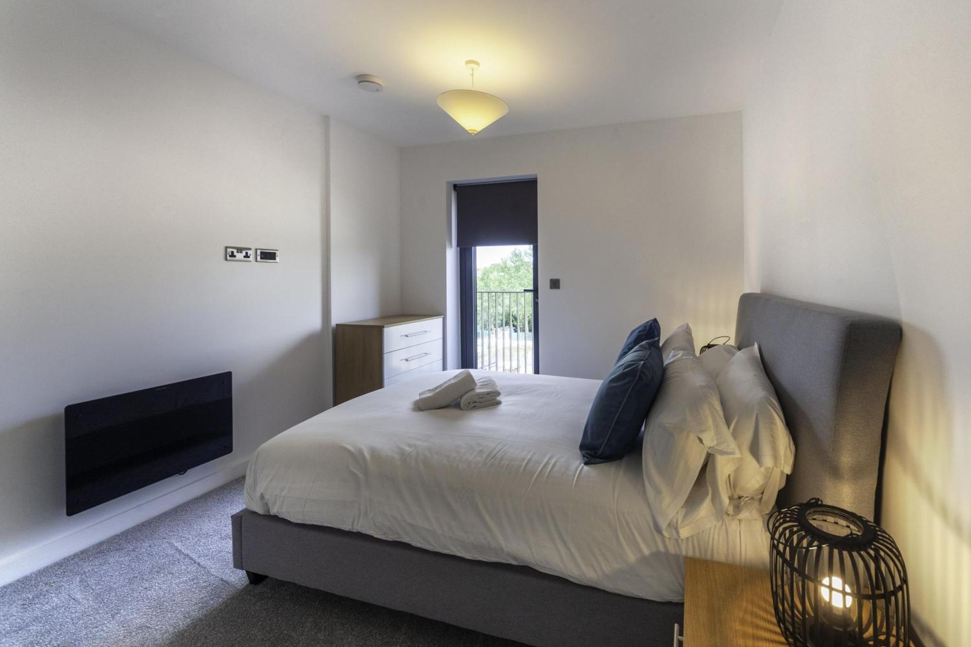 Lovely 2 Bedroom Apartment In Central Ashford Ashford  Eksteriør bilde