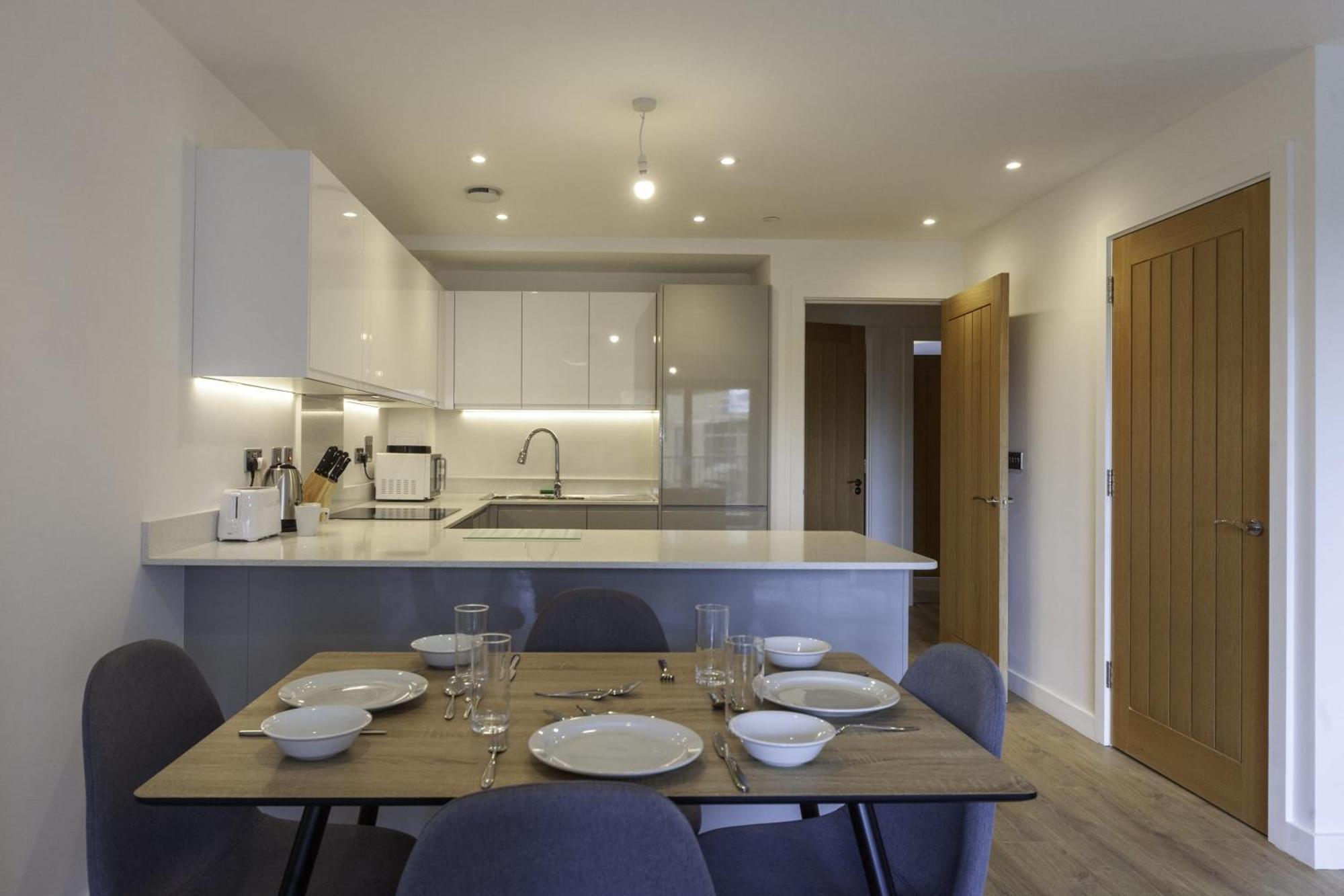 Lovely 2 Bedroom Apartment In Central Ashford Ashford  Eksteriør bilde
